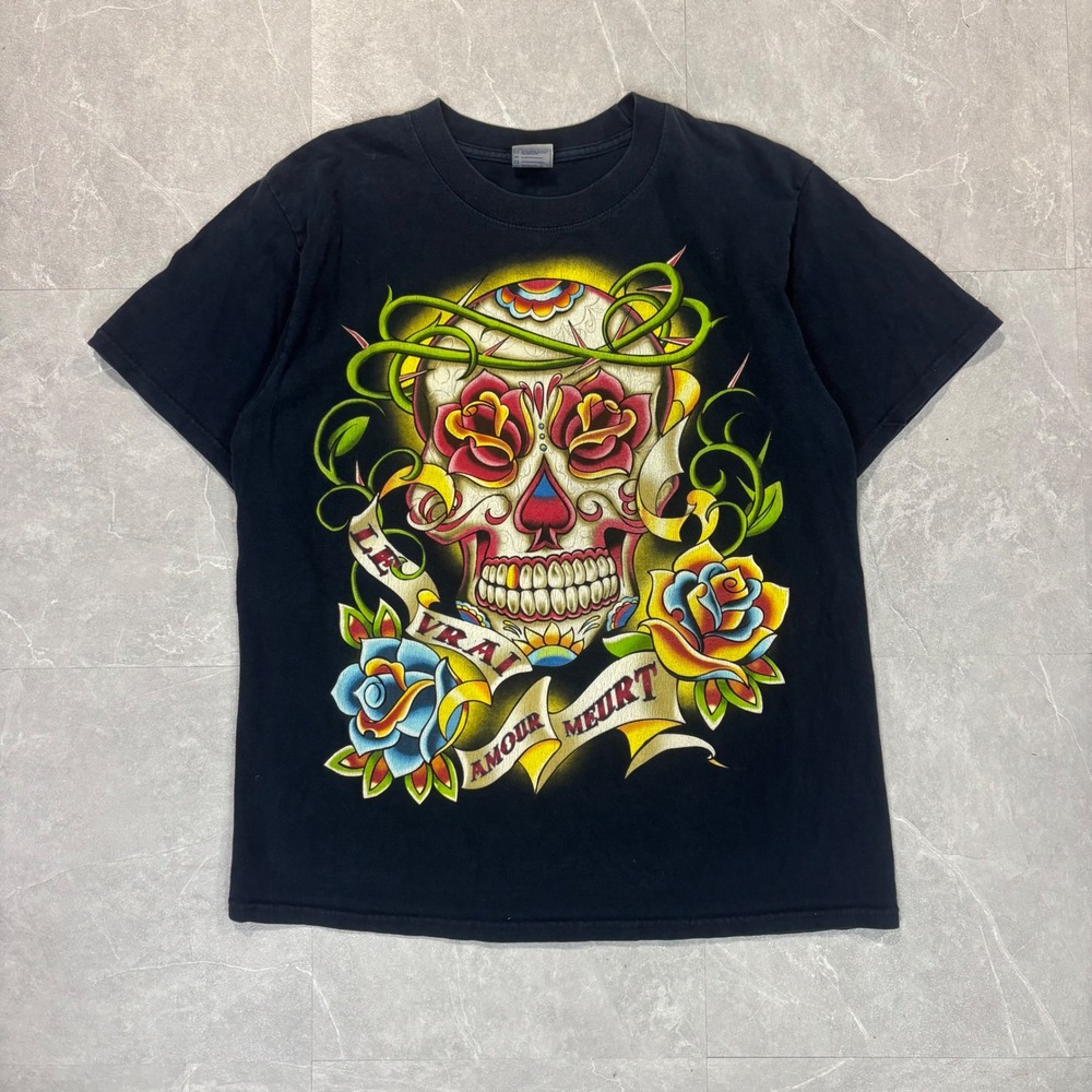 Yazbek Mens Sugar Skull Graphic T-Shirt Black Size M True Love Dies Rose Tattoo